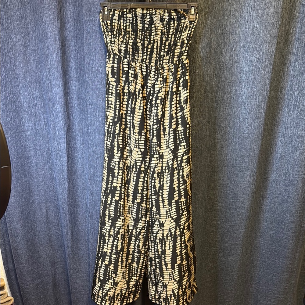 Chic Black and Cream Strapless Jumpsuit Size M